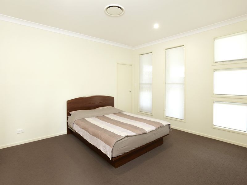 Sinnamon Park QLD 4073