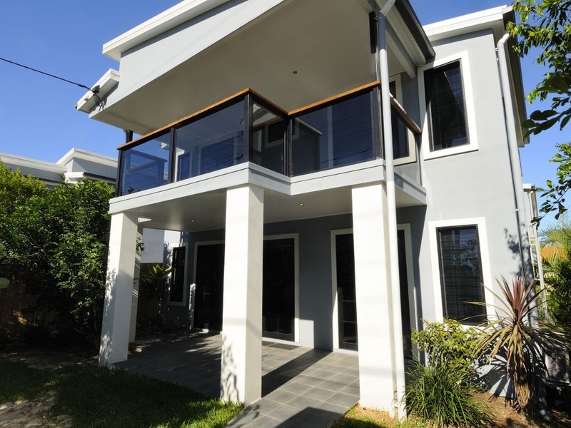 2/52 Miskin Street, Toowong QLD 4066