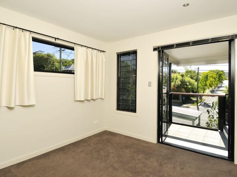 2/52 Miskin Street, Toowong QLD 4066
