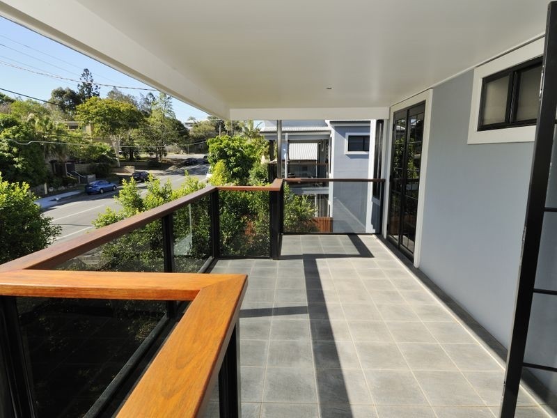 2/52 Miskin Street, Toowong QLD 4066