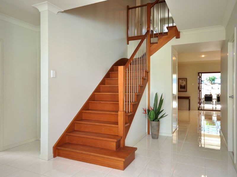 25 Hillside Terrace, St Lucia QLD 4067