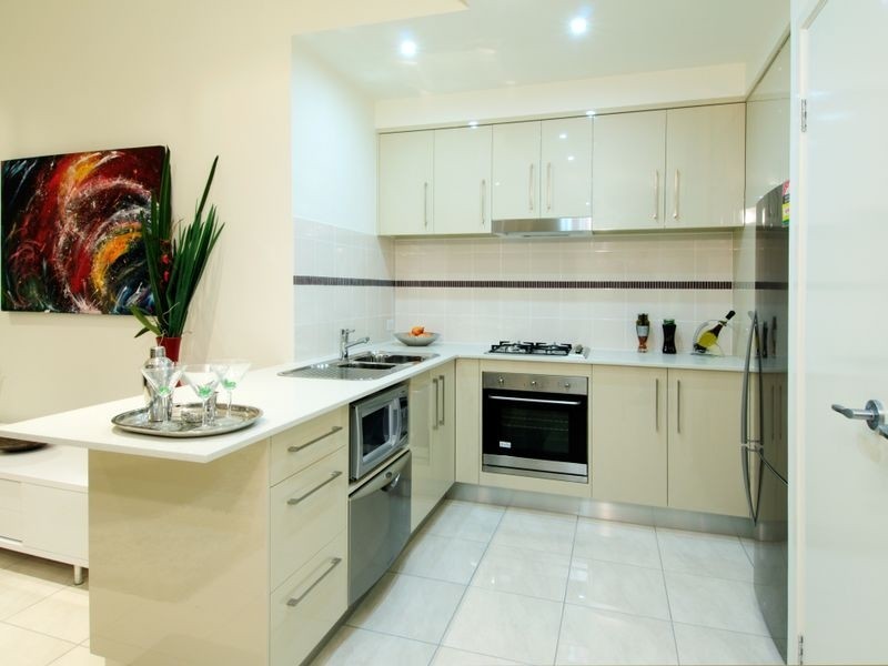 1/76 Durham Street, St Lucia QLD 4067