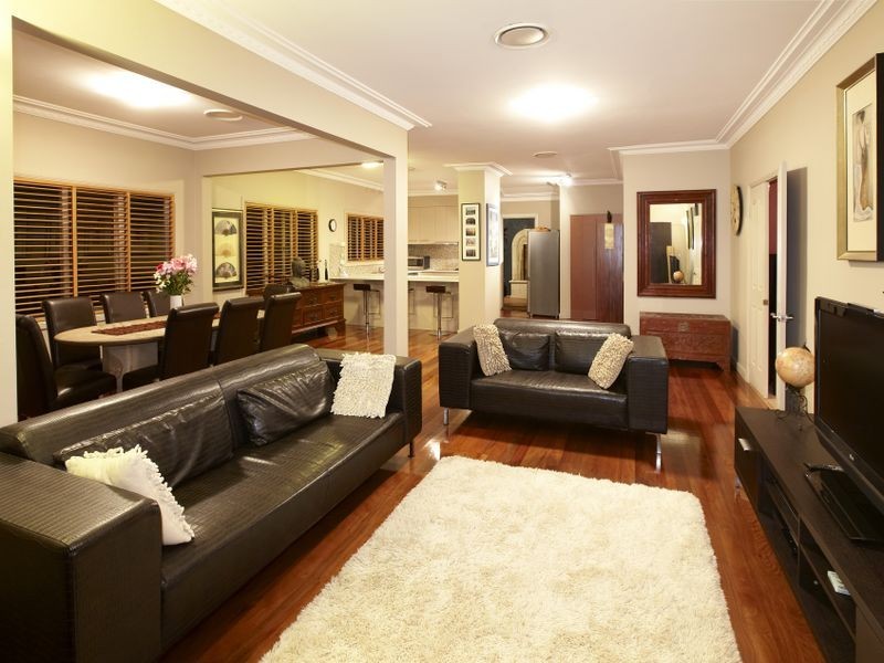 21 Dagmar Street, Holland Park West QLD 4121
