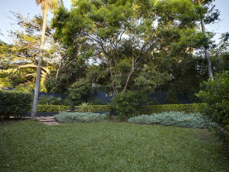 21 Dagmar Street, Holland Park West QLD 4121