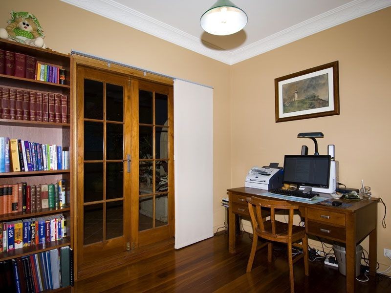 21 Dagmar Street, Holland Park West QLD 4121