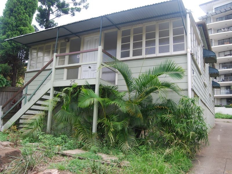 25 Walsh Street, Milton QLD 4064