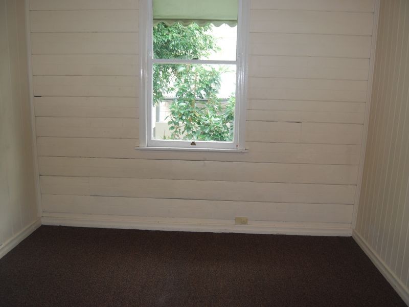 25 Walsh Street, Milton QLD 4064