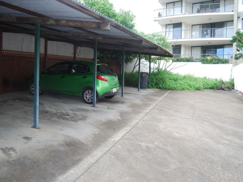 25 Walsh Street, Milton QLD 4064