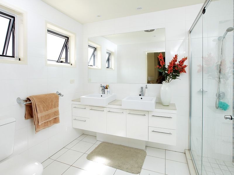 66 Lorward Avenue, Bardon QLD 4065