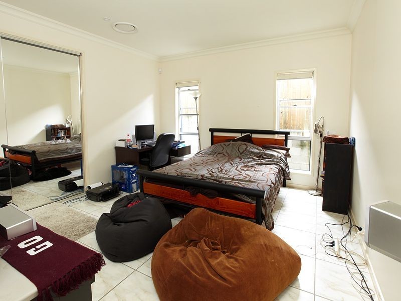 66 Lorward Avenue, Bardon QLD 4065