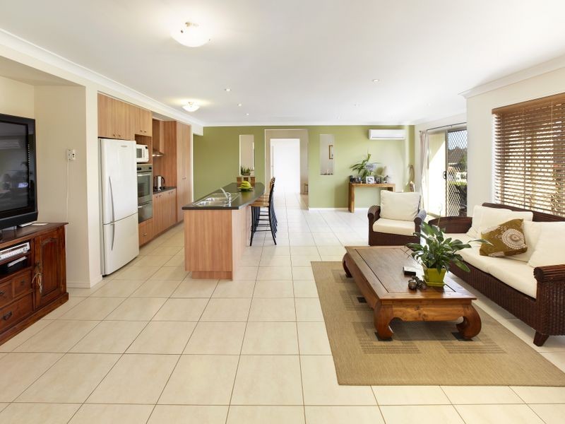 35 Glenwood Place, Moggill QLD 4070