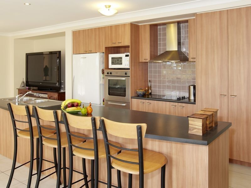 35 Glenwood Place, Moggill QLD 4070