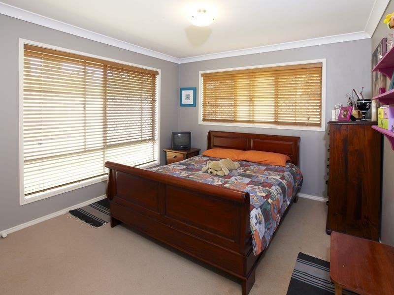 35 Glenwood Place, Moggill QLD 4070