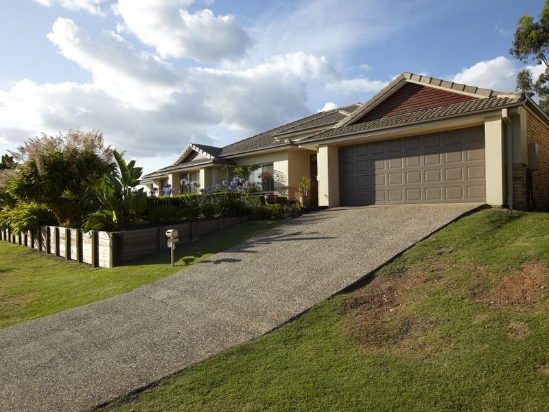 35 Glenwood Place, Moggill QLD 4070