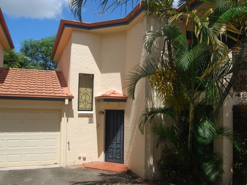 4/20 Finney Road, Indooroopilly QLD 4068