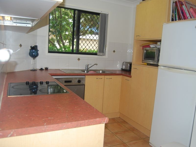 4/63 Coonan Street, Indooroopilly QLD 4068