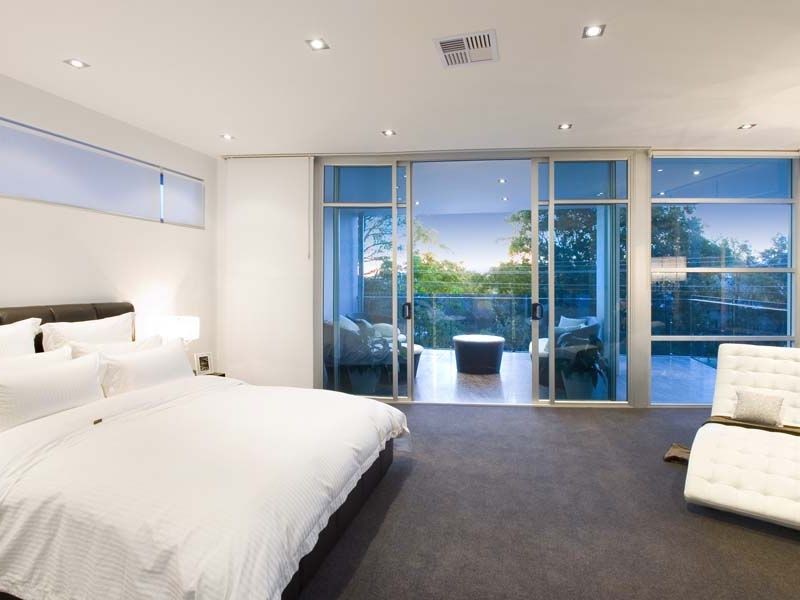 39 Derby Street, Highgate Hill QLD 4101