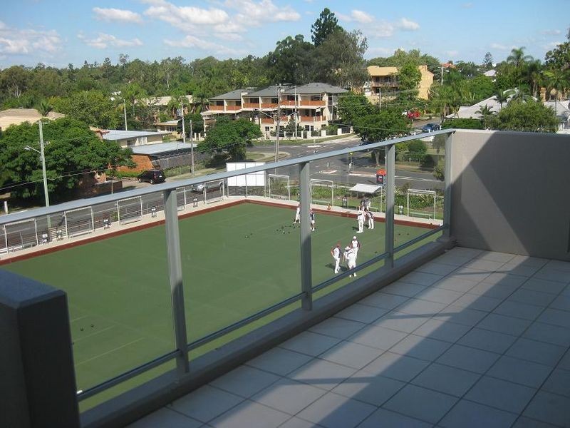 96/95 Clarence Road, Indooroopilly QLD 4068