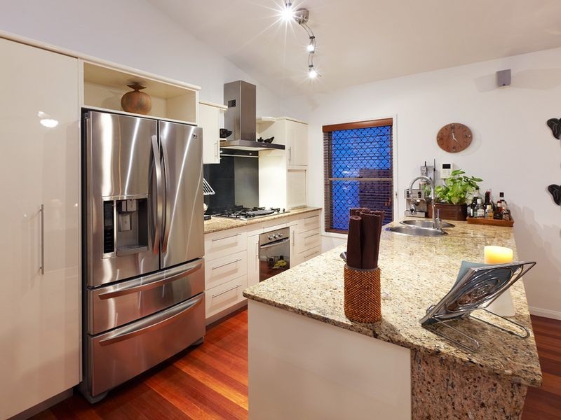 83 Oxford Terrace, Taringa QLD 4068