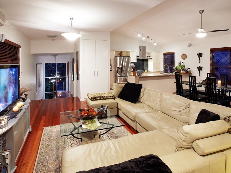 83 Oxford Terrace, Taringa QLD 4068