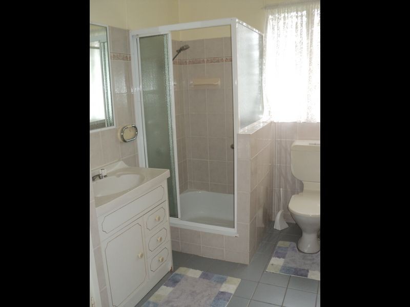 66 Broomfield Street, Taringa QLD 4068