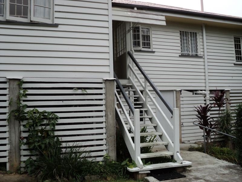 66 Broomfield Street, Taringa QLD 4068