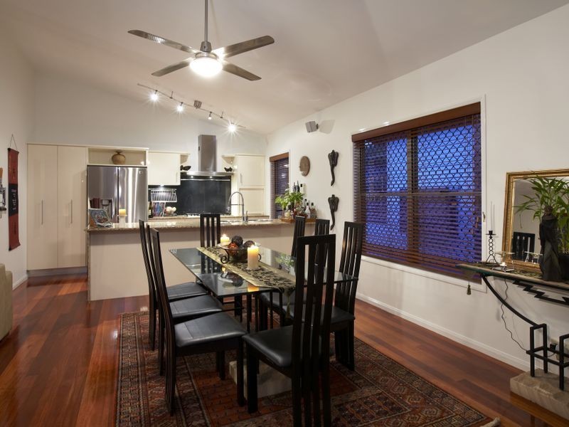 83 Oxford Terrace, Taringa QLD 4068