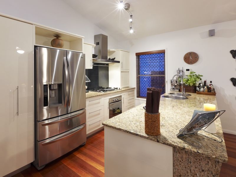 83 Oxford Terrace, Taringa QLD 4068