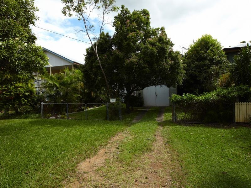 31 Essex Road, Indooroopilly QLD 4068