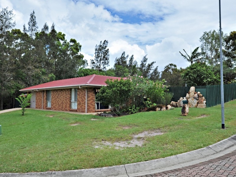 2 Lindesay Court, Sinnamon Park QLD 4073