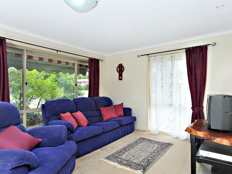 2 Lindesay Court, Sinnamon Park QLD 4073