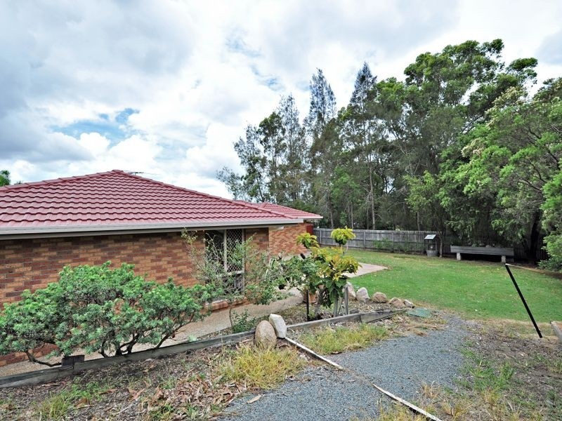 2 Lindesay Court, Sinnamon Park QLD 4073