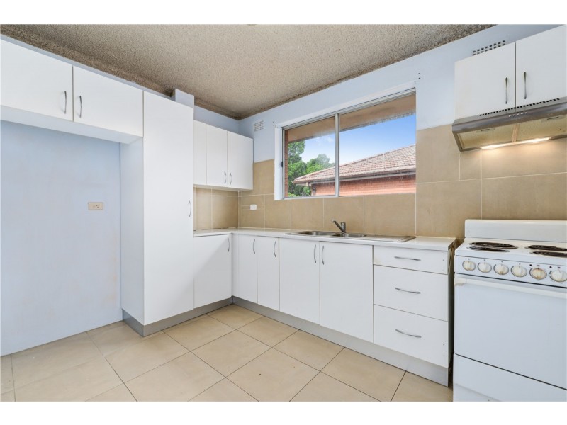 16/10 Fisher Street, Cabramatta NSW 2166