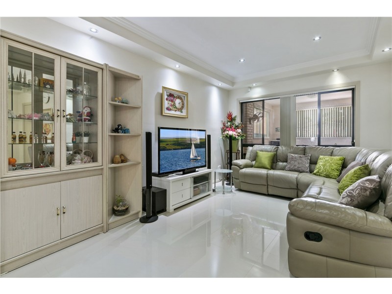 16 Duke Street, Canley Heights NSW 2166