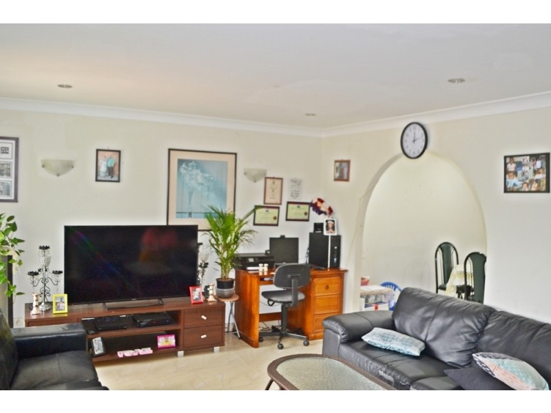 46 Stornoway Avenue, St Andrews NSW 2566