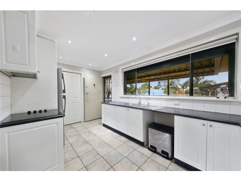 3 Lucy Avenue, Lansvale NSW 2166