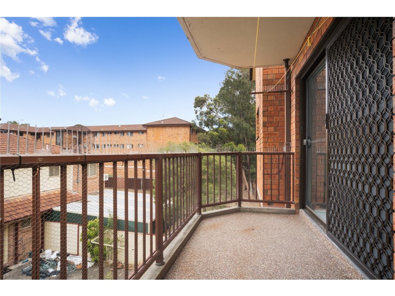 14/4 – 11 Equity Place, Canley Vale NSW 2166
