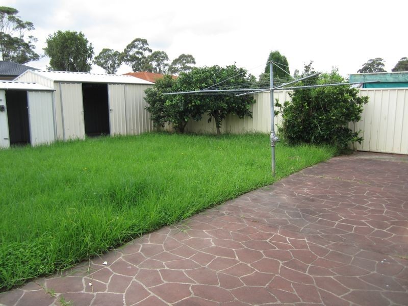 Greenfield Park NSW 2176