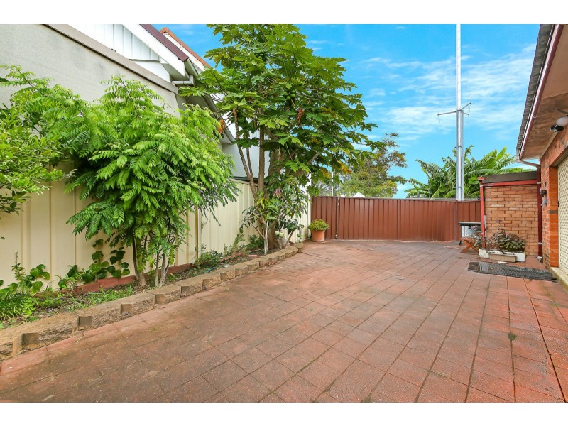 102 Homer Street, Earlwood NSW 2206