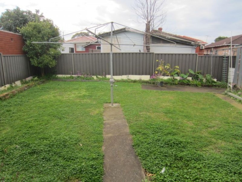 31 Jasmine Crescent, Cabramatta NSW 2166