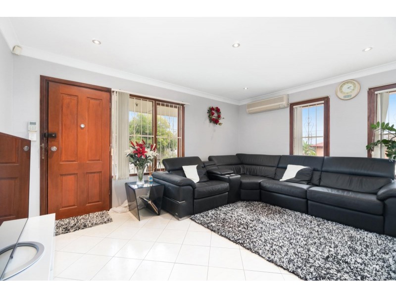 54 Bobin Road, Sadleir NSW 2168