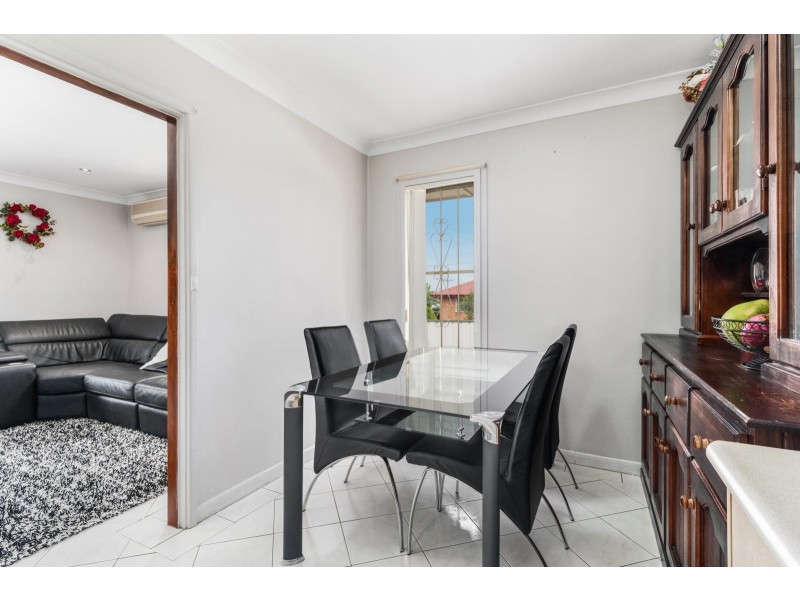 54 Bobin Road, Sadleir NSW 2168