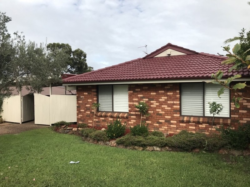 11 Glen Davis Avenue, Bossley Park NSW 2176
