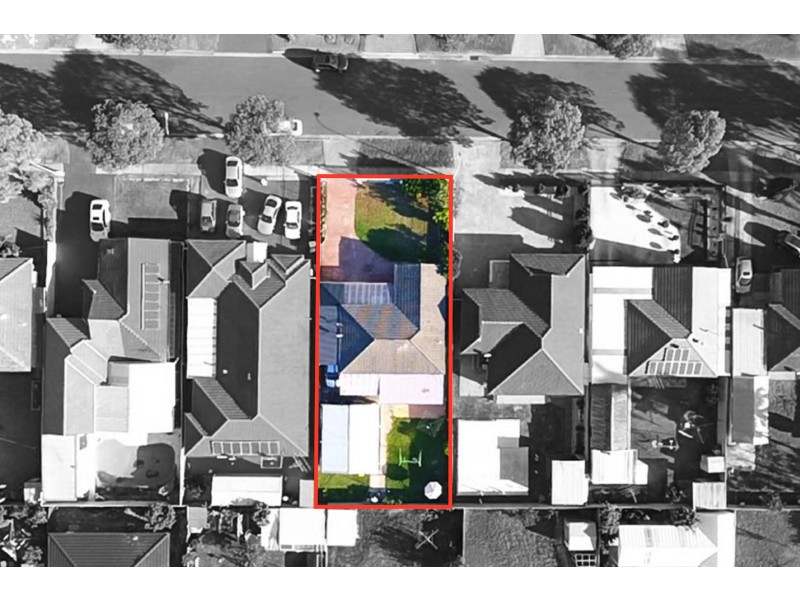 13 Rickard Road, Bossley Park NSW 2176