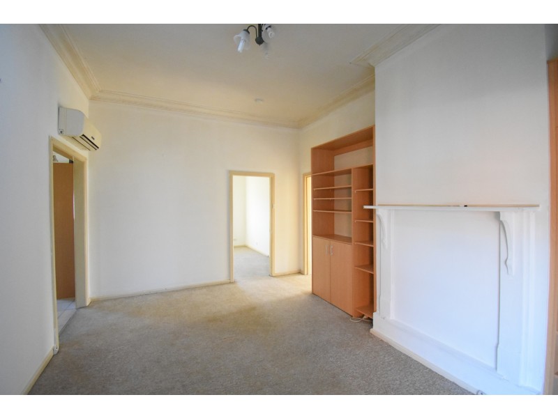 68 Runcorn Street, St Johns Park NSW 2176