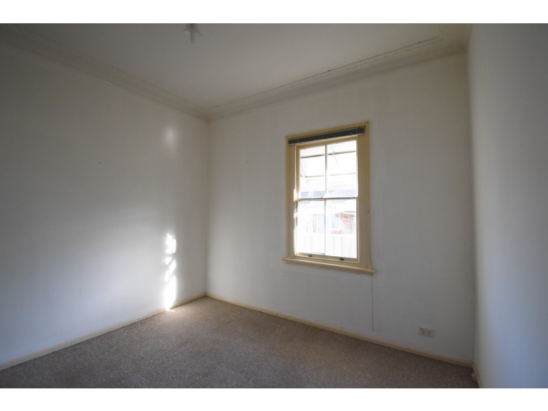 68 Runcorn Street, St Johns Park NSW 2176