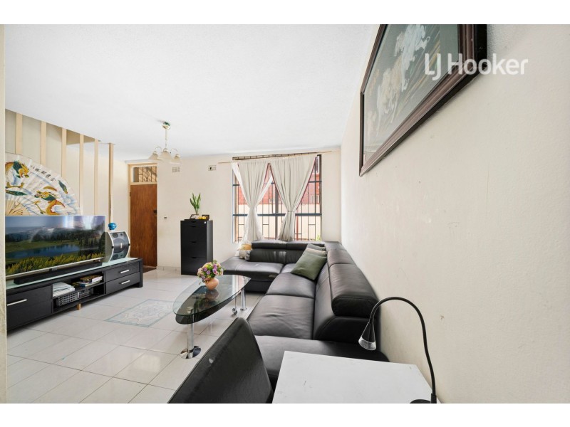 3/21 Carramar Avenue, Carramar NSW 2163