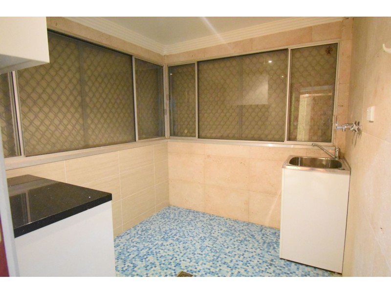 106 King Road, Fairfield West NSW 2165