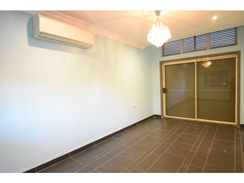 106 King Road, Fairfield West NSW 2165