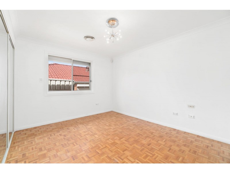 73 Starling Street, Green Valley NSW 2168